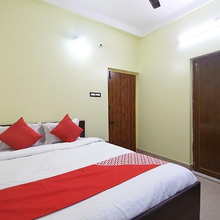 Oyo 43461 Atithya Guest House Sri Niketan Eksteriør billede
